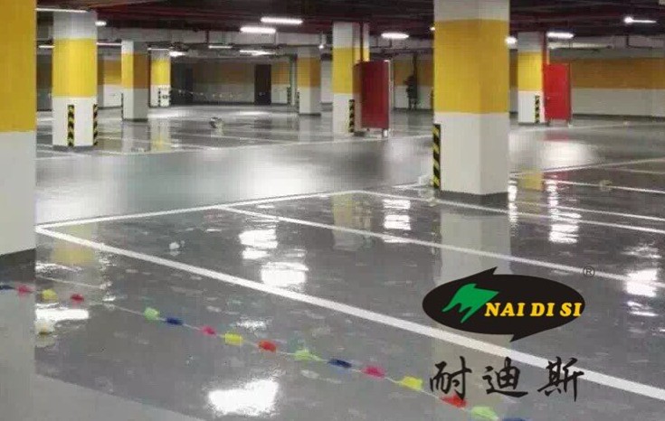 江西南昌麓湖酒店地下停車場環氧微珠防滑地坪工程