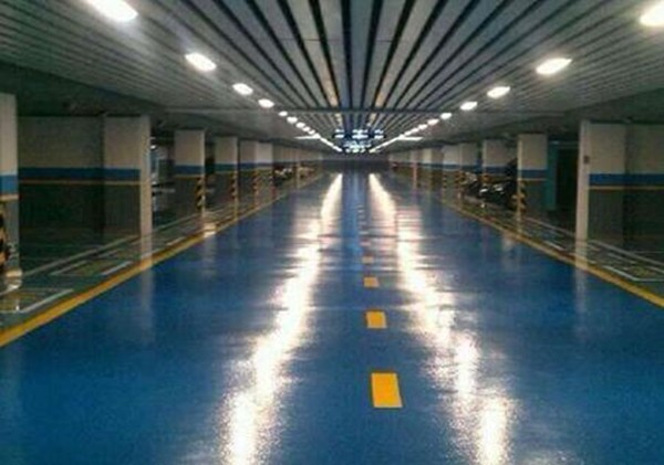 停車場地坪漆出現脫落現象的原因有哪些？