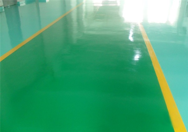 環氧地坪施工涂料與基層黏結強度的措施